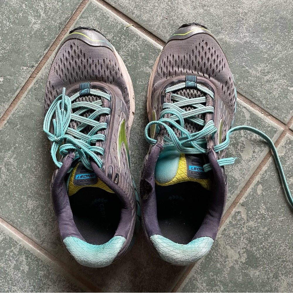 Brooks Ghost Sneakers